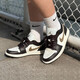 耐克NIKE女子休閑鞋喬丹AJ1 JORDAN 1 運動(dòng)鞋DC0774-200摩卡金鉤39