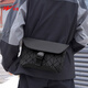 雙星斜挎包男士胸包單肩包大容量腰包機車(chē)潮流運動(dòng)騎行防潑水 黑色