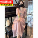 恒源祥（hengyuanxiang）棉麻新中式國風(fēng)重工刺繡V領(lǐng)連衣裙女2025夏季寬松顯瘦氣質(zhì)長(cháng)裙子 淺紫色【清涼款】有口袋版 XL 115-130斤