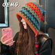 OEMG日系時(shí)尚百搭護耳毛線(xiàn)帽女彩色球球流蘇手工針織帽秋冬彩虹保暖帽 藍紅色