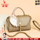 袋鼠卡拉生日送禮中年媽媽包專(zhuān)柜真皮單肩斜挎包女2025新款高級感牛皮小包 卡其（禮盒裝+絲巾+手包卡包） 小包（長(cháng)24-厚10-高16厘米）