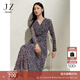 玖姿·安娜蔻優(yōu)雅淑女風(fēng)浪漫碎花V領(lǐng)紗羅收腰連衣裙女春季 花深紫 S