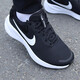 耐克（NIKE）男鞋跑步鞋2026春季新款網(wǎng)面透氣緩震運動(dòng)鞋時(shí)尚舒適輕便休閑鞋 FB2207-001經(jīng)典黑白/熱賣(mài)款/現貨速發(fā) 41