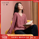 三彩2025冬季新款復古絞花V領(lǐng)針織衫寬松慵懶保暖套頭毛衫S