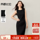 尚都比拉【小蠻腰】2025秋季通勤圓領(lǐng)分割修身收腰無(wú)袖背心小黑裙連衣裙