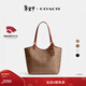 蔻馳（COACH）【禮物】經(jīng)典標志DAY 暗扣托特包單肩包大容量復古斜挎包冬季女包 B4/棕黃色 焦糖色（新版）