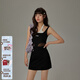 CHUU假兩件掛脖無(wú)袖連衣裙女2026夏新品字母刺繡鏤空拼接背心短裙 黑色 均碼