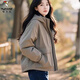 啄木鳥(niǎo)連帽沖鋒衣女短款2026春秋新款洋氣減齡設計感小個(gè)子休閑外套夾克 卡其灰 2XL 建議135-150斤