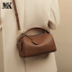 MK包包女2025新款時(shí)尚斜挎單肩斜挎包真牛皮女神節通勤手提枕頭包 深棕色
