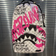 SPRAYGROUNDsg鯊魚(yú)雙肩包鯊魚(yú)嘴玫紅涂鴉詩(shī)歌PVC男女同款情侶款大容量書(shū)包 玫紅涂鴉
