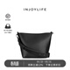 INJOYLIFE女士休閑斜挎包寬帶小包經(jīng)典中性風(fēng)單肩包真皮軟包水桶包媽媽包 黑色