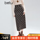 百圖（betu）女裝2025年冬季新款半身裙高級感氣質(zhì)格紋后開(kāi)叉高腰裙子2510T74
