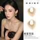 DAISY DREAM金色夸張線條感桃心耳扣耳環(huán)女高級(jí)感輕奢耳釘2026新款巨好看耳飾 金色夸張線條感桃心耳扣