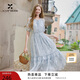 香影法式碎花連衣裙女2026夏新款泡泡袖露肩圓領(lǐng)獨(dú)特漂亮藍(lán)色裙子