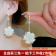 伊黛兒鑲鉆花朵仿珍珠耳環女法式復古團簇耳鉤耳墜百搭高級感輕奢潮耳飾 法式花朵耳環E3092