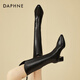 達(dá)芙妮（DAPHNE）七夕長(zhǎng)靴女不過(guò)膝高筒靴秋冬新款加絨高跟長(zhǎng)筒靴V口尖頭皮靴 黑色 加絨 跟高6.5cm 37 (235mm) 標(biāo)準(zhǔn)碼