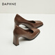 達(dá)芙妮（DAPHNE）高跟鞋女鞋子春季新款法式方頭通勤粗跟復(fù)古職業(yè)單鞋 棕色 7.5cm 38 (240mm)