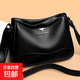 軟皮包包女2025新款時(shí)尚簡(jiǎn)約中年媽媽包百搭輕便單肩斜挎包小方包 黑色