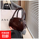 秋冬2025新款潮韓版手提保齡球包百搭斜挎包休閑小方包包女 咖色