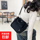 原創(chuàng  )設計立體多口袋托特帆布包手拎斜挎包簡(jiǎn)約百搭手提便當餐盒包 黑色 21*23*22CM