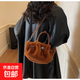 爆款毛絨絨包包女2026新款女包時(shí)尚百搭斜挎包毛毛包手提小拎包 咖色