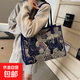 卡通小熊帆布托特包包女新款手拎購物袋單肩通勤包輕便媽咪包 藍色 拉鏈封口+有內襯