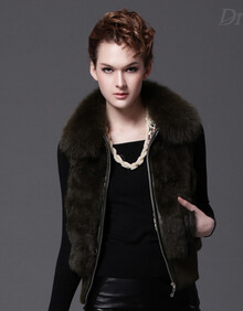 德若 兔毛皮草<em>马甲</em> 短款 F014在<em>京东商城</em>的价