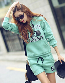 哎布哎偶 2013<em>秋冬新款韩版女生短裤</em>卫衣休闲