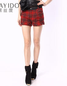 傲丝度2013<em>秋冬</em>女装新款红色<em>格子短裤</em>英伦风