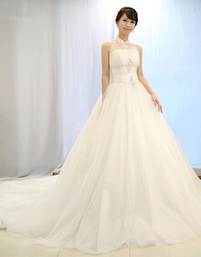 式新款蕾丝挂脖拖尾<em>婚纱</em>新款小清新<em>淑女婚纱</em>在