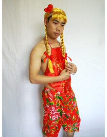 【新品促销】男生反串搞笑服装结婚闹洞房搞怪恶搞服装道具红肚兜直播