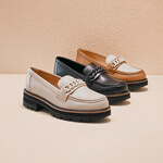 20點開始：Clarks 其樂 女士牛皮樂福奶油鞋 261703604