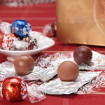 Lindt 瑞士蓮 LINDOR軟心 精選巧克力 混合口味 600g