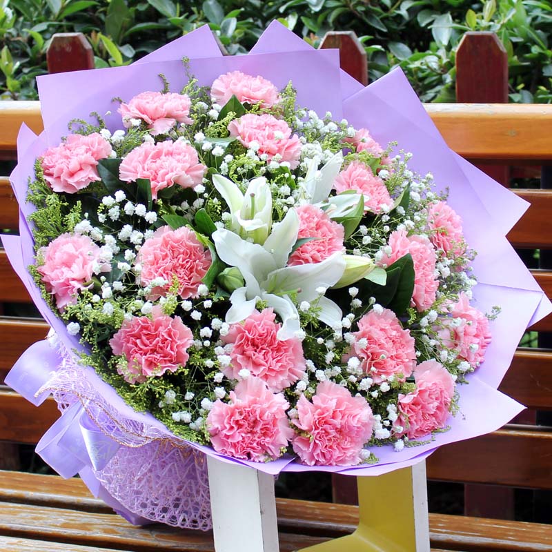 香水百合花束鲜花速递成都北京武汉深圳天津上