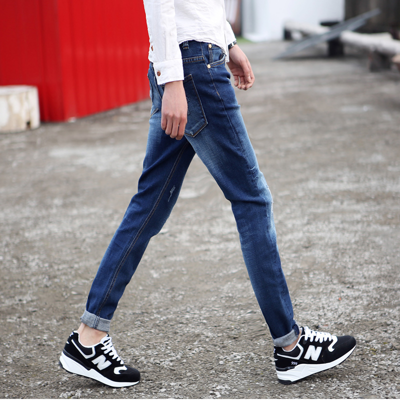 男士韩版修身破洞小脚牌子品质好 新款好用