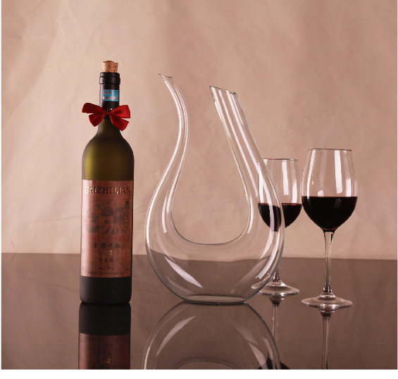 【京东当日达】天鹅醒酒器 U型醒酒器1500ml