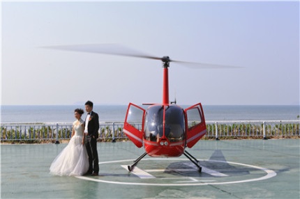 三亚海洋丽星亚龙直升机基地三亚湾婚纱摄影静
