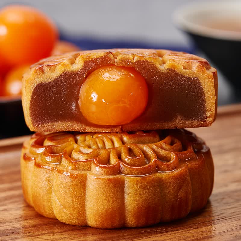 月饼礼盒装广式蛋黄莲蓉零食糕点