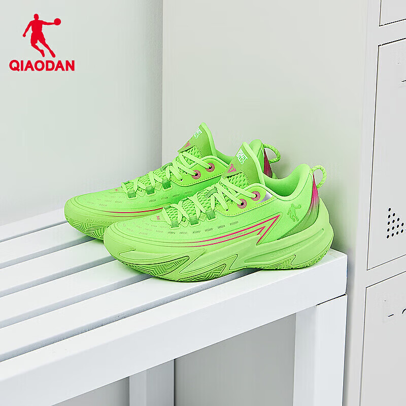 乔丹男士防滑耐磨运动篮球鞋 79元 - 线报酷