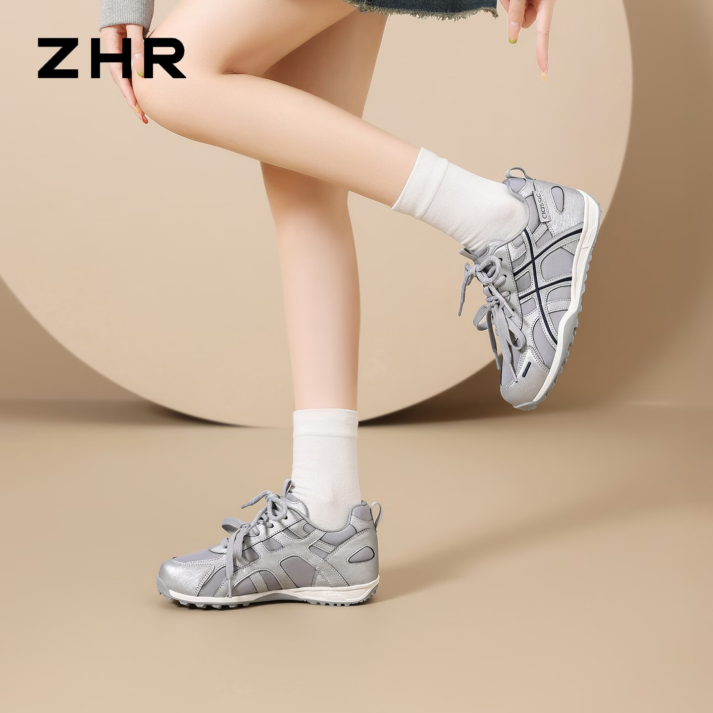ZHR女轻便厚底包头勃肯鞋 69元，ZHR女美拉德平底短靴 79元，ZHR女厚底网面透气老爹鞋 79元，ZHR网面透气户外骑行鞋 79元 - 线报酷