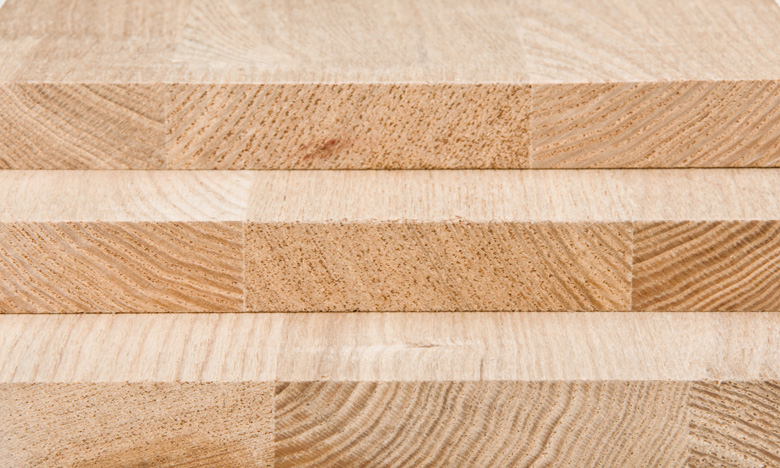 沉着优雅的色调,安静从容,彰显出卓尔不凡的气度.