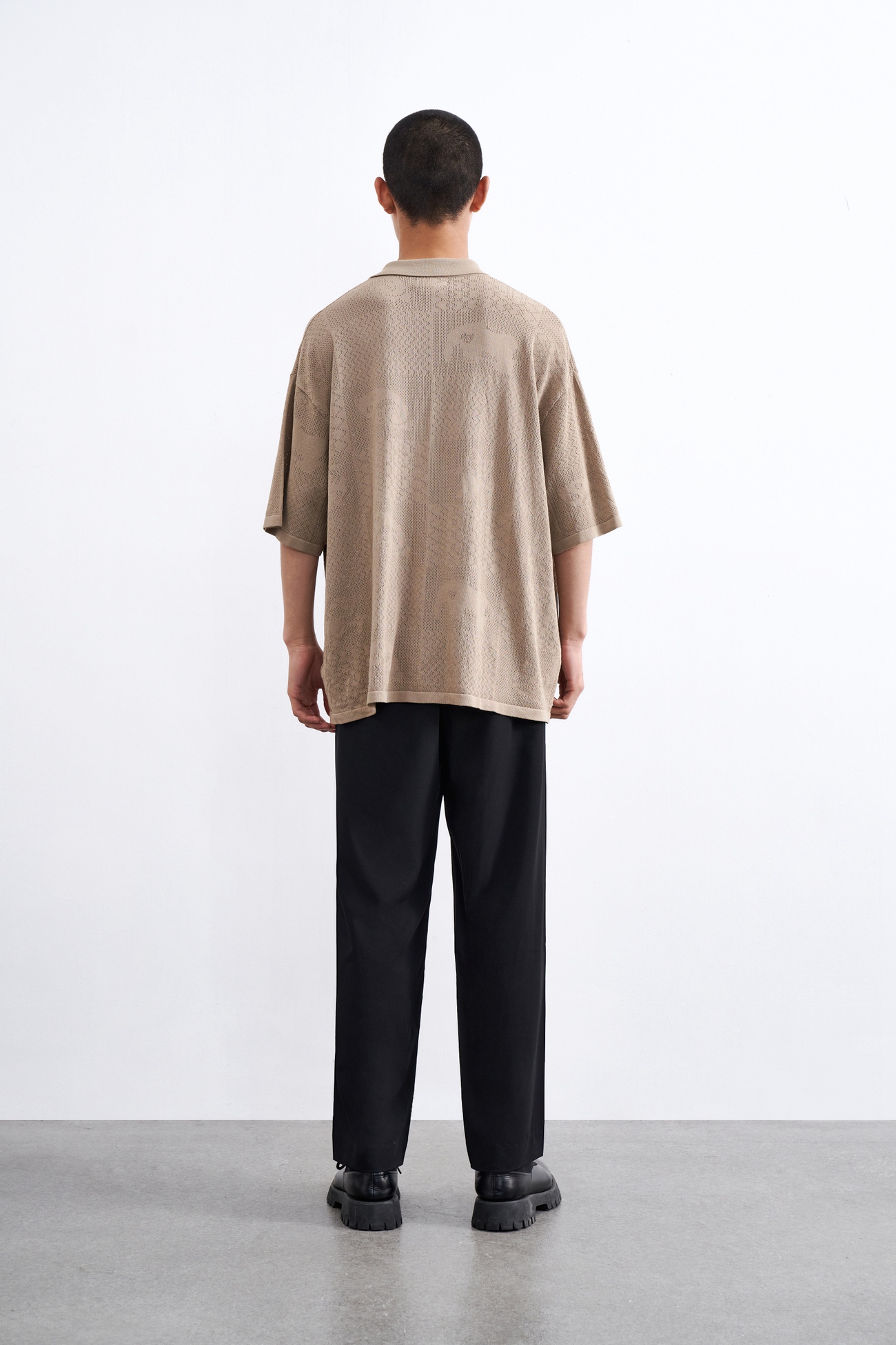 ur2022春夏新品男装休闲镂空图案宽松针织外套ml13s9dn2001卡其l