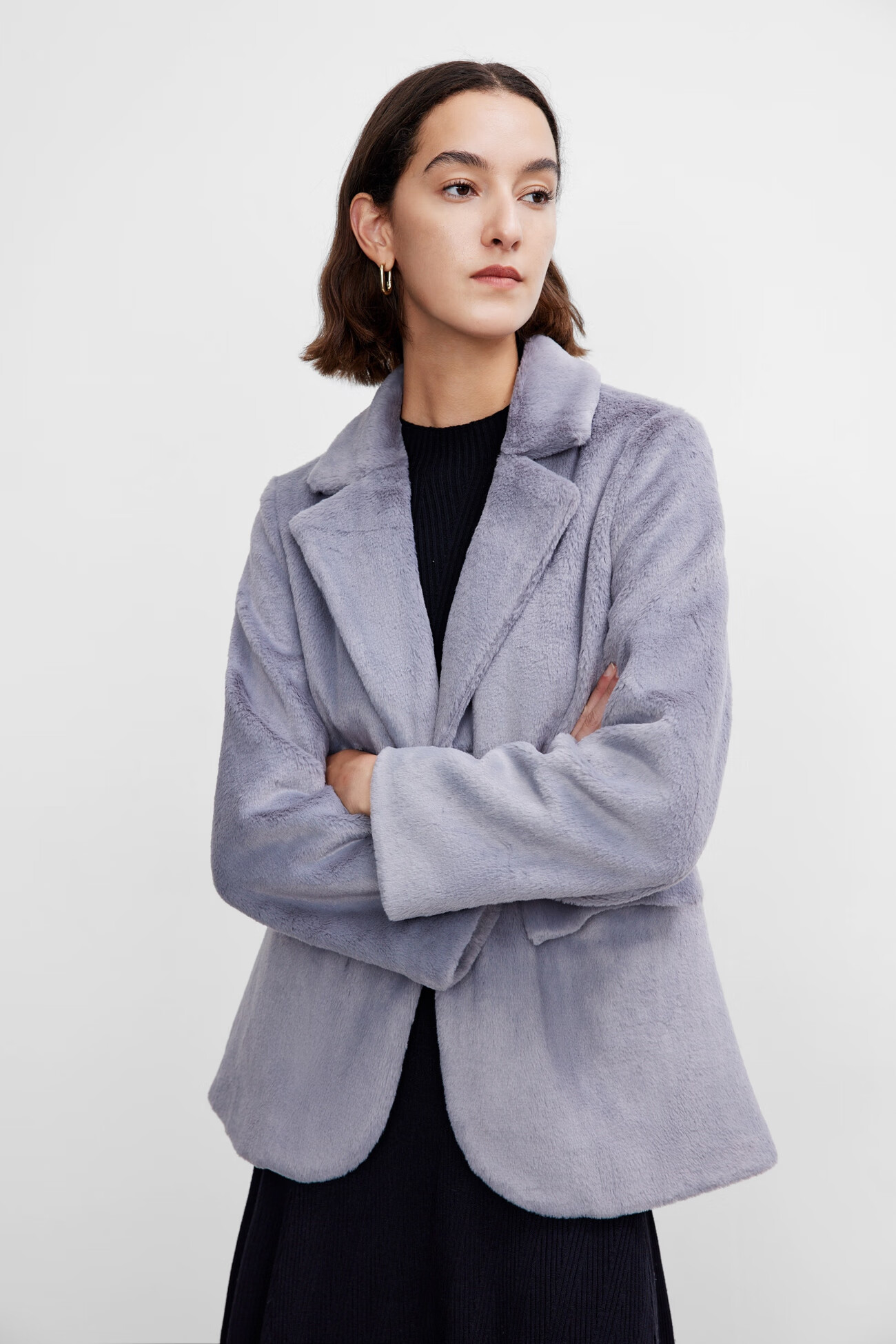 ur2021秋冬新品女装时尚潮流毛绒厚款西装式外套wu42r1ge2000象牙白m