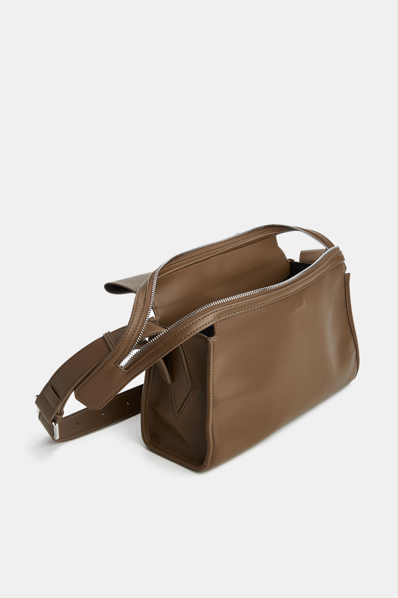 urbanrevivo2021冬季新品女士配件ins风简约斜挎包aw48tg3n2002深棕色