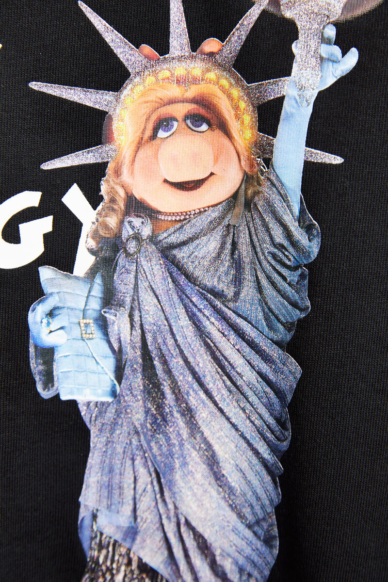 迪士尼猪小姐ur夏季青春女装棉质t恤yv11s4mn2010正黑m