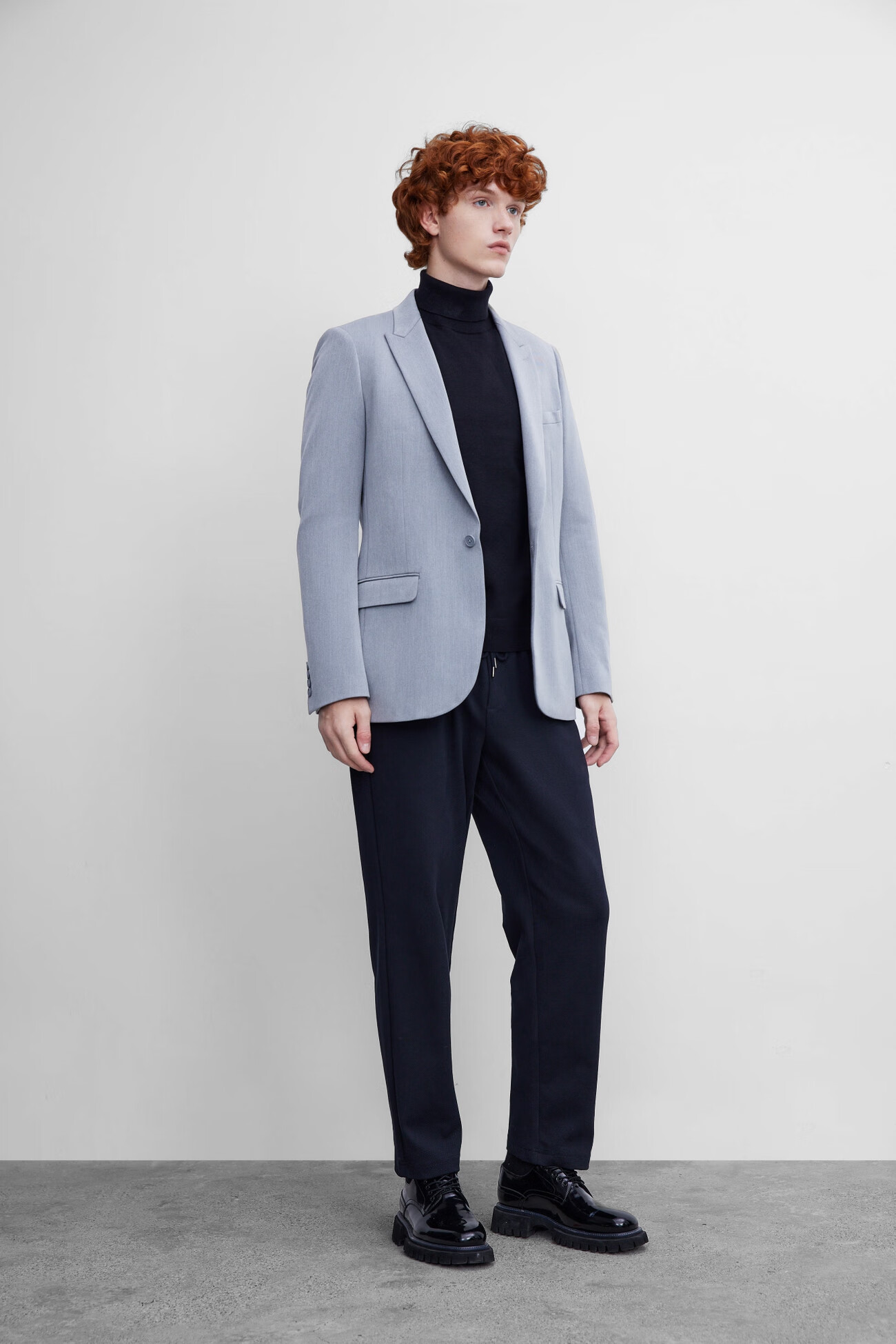 ur2021冬季新品男装时尚商务翻驳领一粒扣西装外套mf39s1ct2000 浅灰