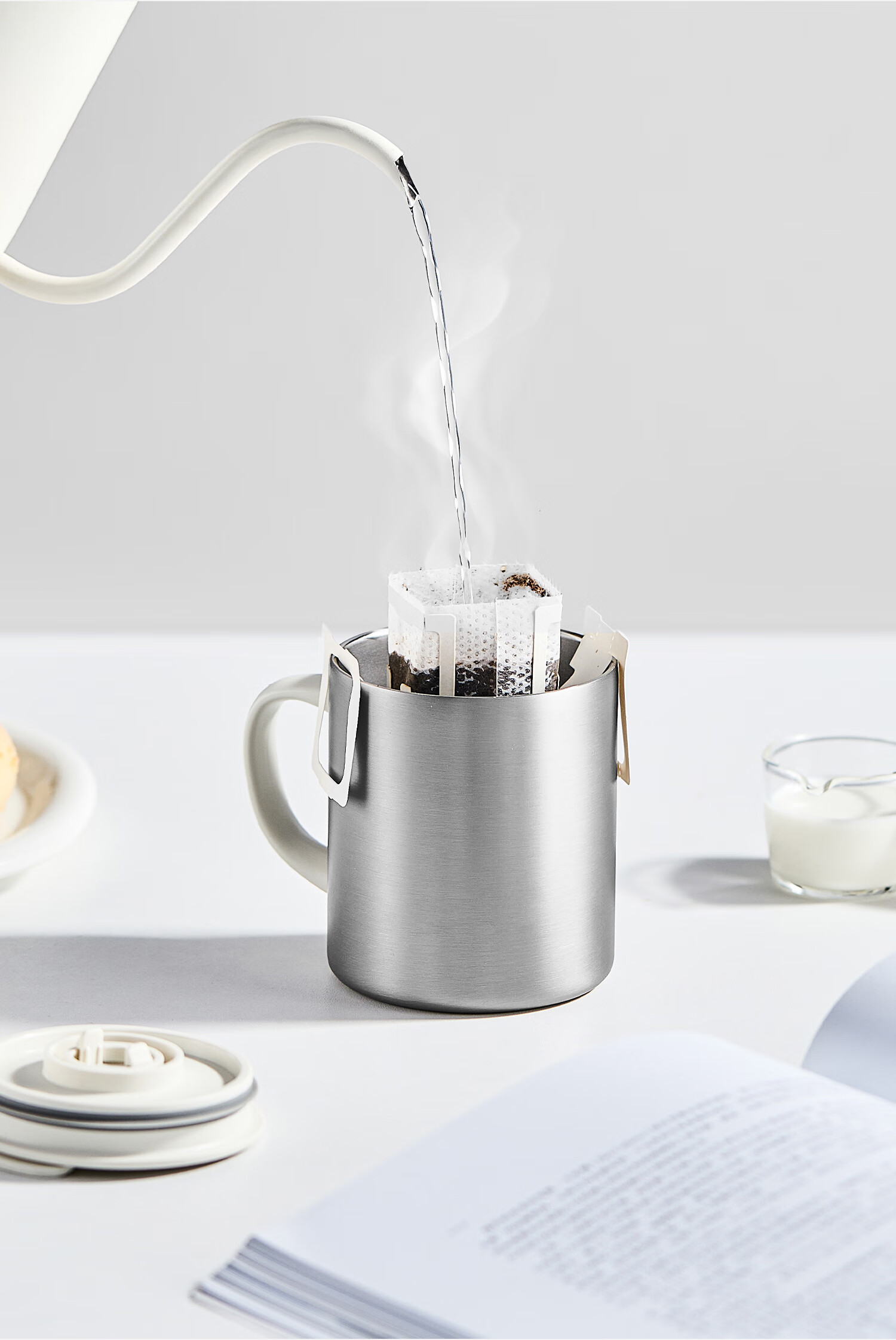 Carrot Insulated Mug with Lid, 316 Stainless Steel, Home Office Coffee and Tea Cup, White 7