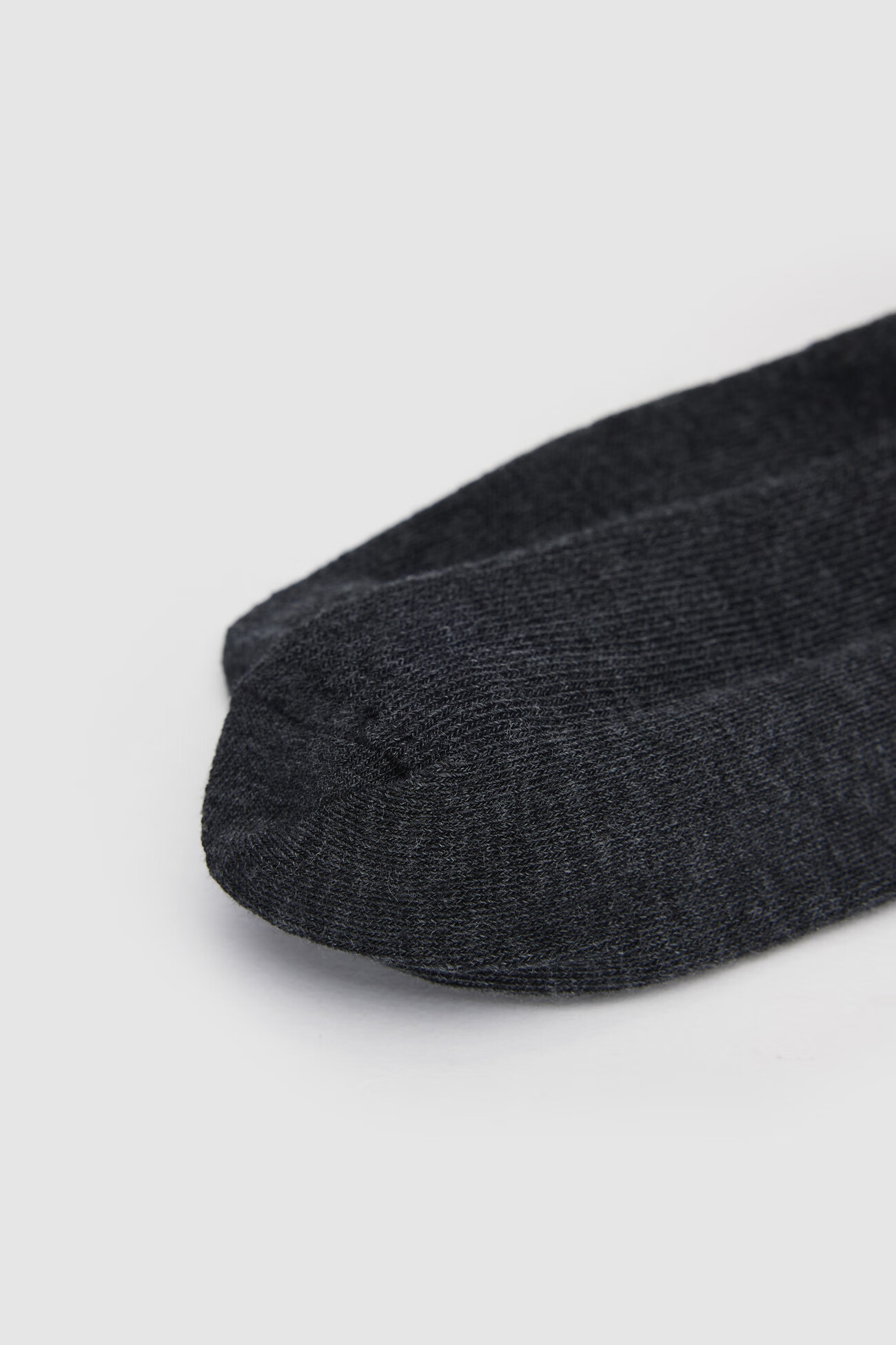 urban revivo2022冬季新款女士日系jk木耳边长袜袜子aw44ba1n2000 中