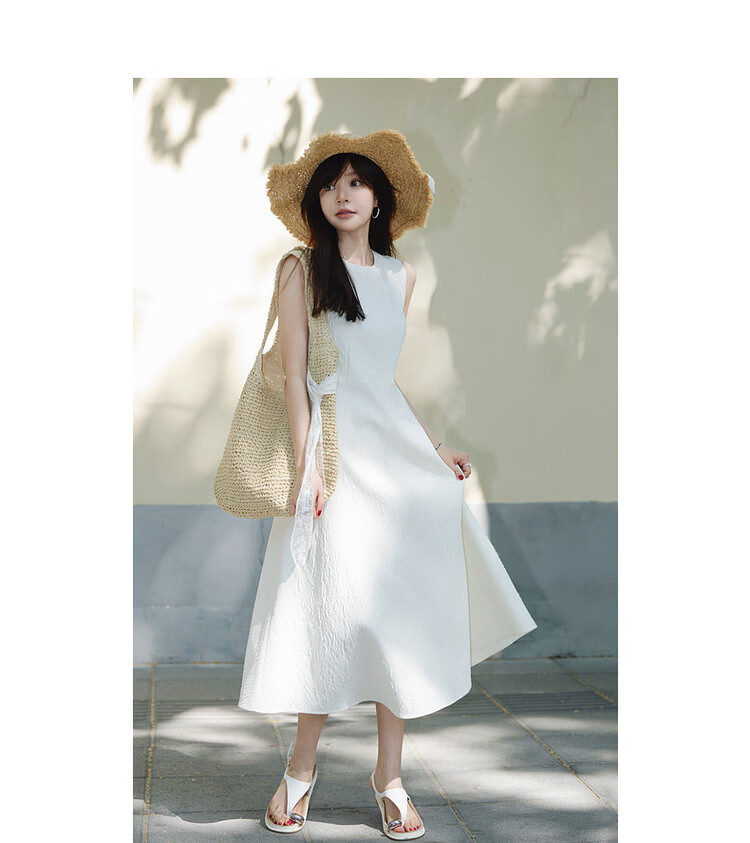 Mt "First Love White Moonlight" Summer French Luxury Textured Round Neck Sleeveless Waist-Cinched A-Line White Dress for Women 11