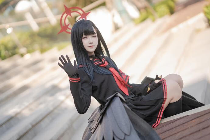 lunana NO.004 仲正イチカ (1).jpg lunana NO.004 仲正イチカ (1).jpg